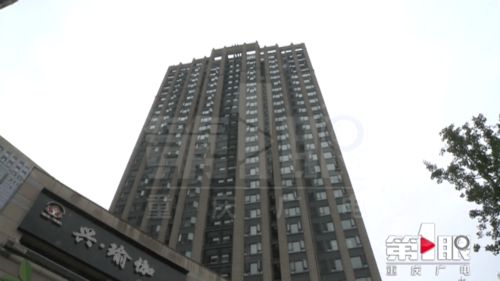 精裝修新房出租遇詭異租客 房東開(kāi)門(mén)驚見(jiàn)滿(mǎn)屋霉斑，房產(chǎn)經(jīng)紀(jì)提醒警惕